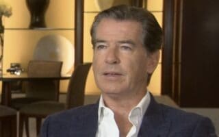 "Spectre" : Pierce Brosnan flingue le dernier James Bond