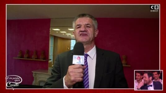 Jean Lassalle pousse la chansonnette !