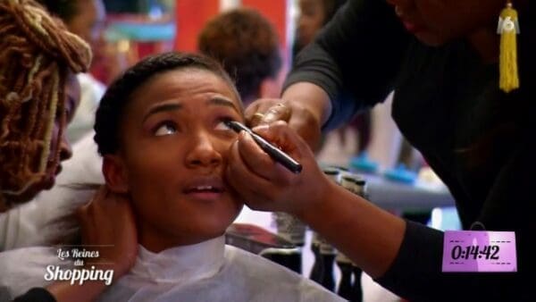 ENORME : Une tricheuse dans les Reines du Shopping !!!