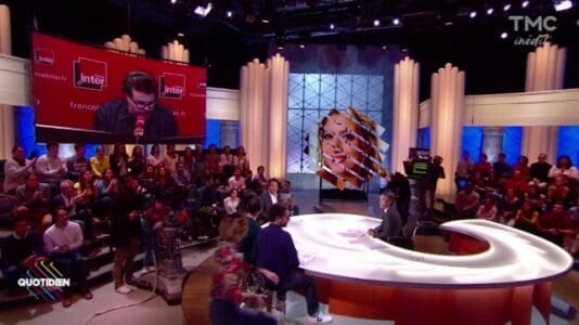 Daphné Bürki débarque sur le plateau de Yann Barthès !