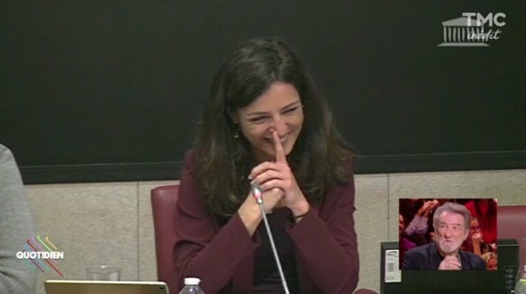La députée Coralie Dubost perd le contrôle !