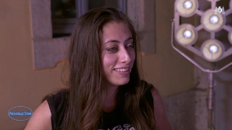 Même sa copine se moque de sa prestation