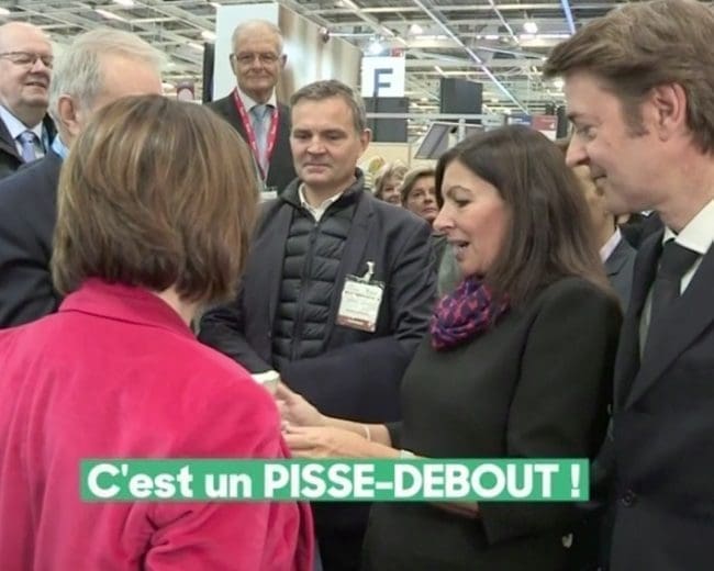 pisse debout Un entrepreneur offre un "pisse-debout" à Anne Hidalgo !!!
