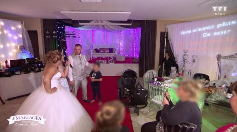 Le massacre de Michel Sardou, lors d'un mariage !