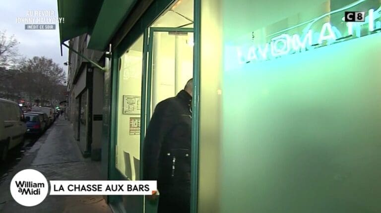 Qu'est-ce que ce lavomatique peut bien cacher ???