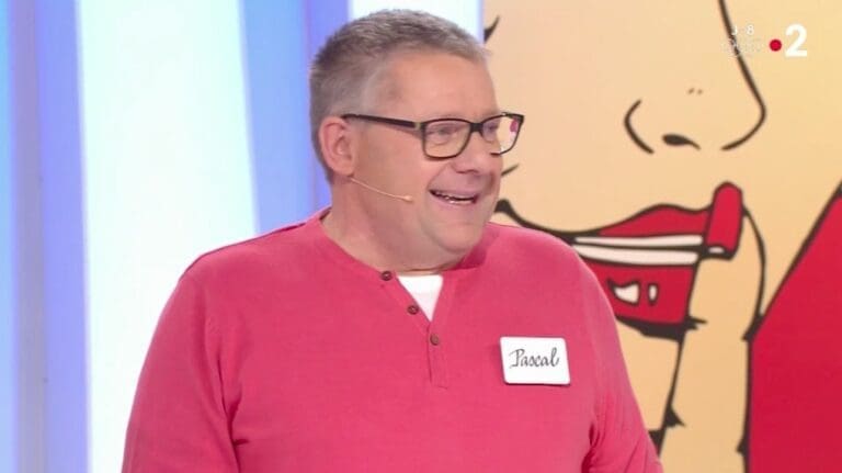 Un candidat très classe à propos de sa femme !