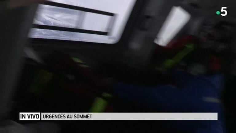 INCROYABLE : Un crash d'hélicoptère évité, durant un reportage !!!