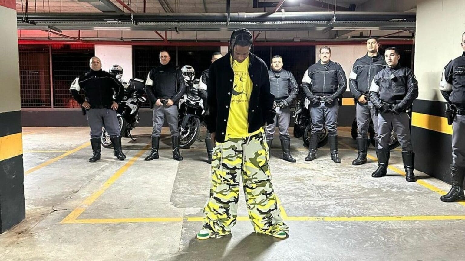 Travis Scott démarre une embrouille en boîte de nuit, la police commence à enquêter !