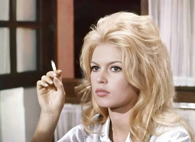 Brigitte Bardot - Une Icône Immortelle, Entre Épreuves et Héritage Légendaire