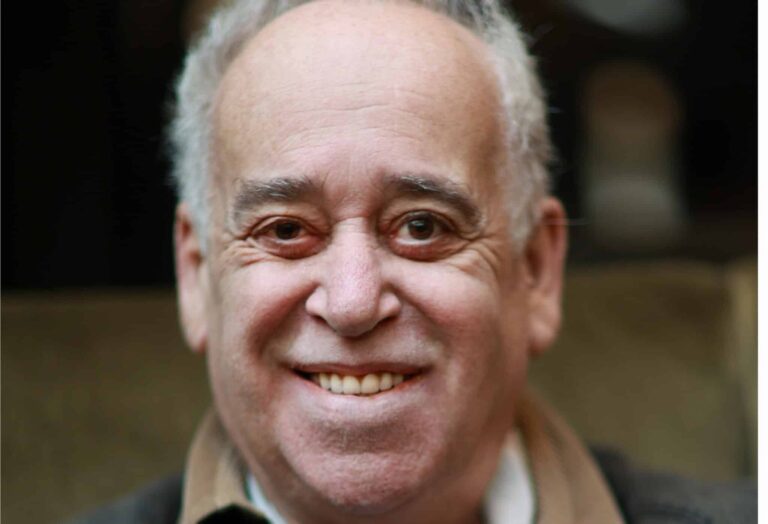 Sylvain Augier : "J'ai pris ma moto. Je suis allé au passage à niveau, là où passe le TGV, et je me suis mis sur les rails..."