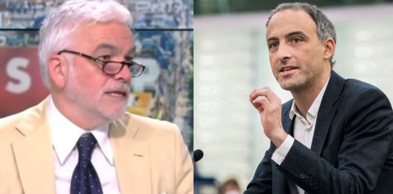 FF9C87BA-61C4-44E9-A442-6FB0A0CE3579