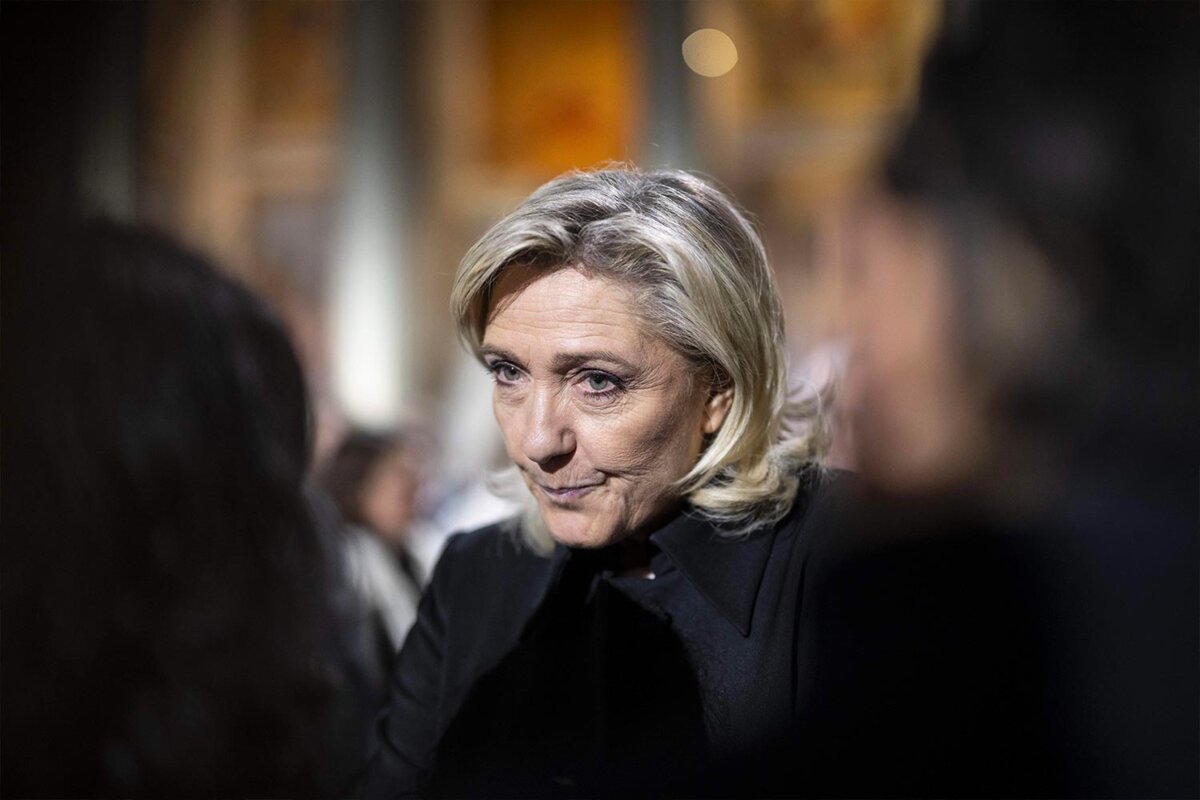 Marine le Pen défend l’expression « va à la niche » et nie toute connotation raciste