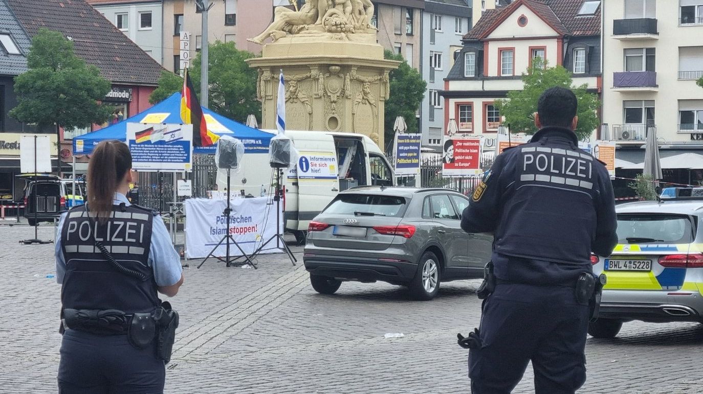 Attaque au couteau en Allemagne : l’un des policiers est mort