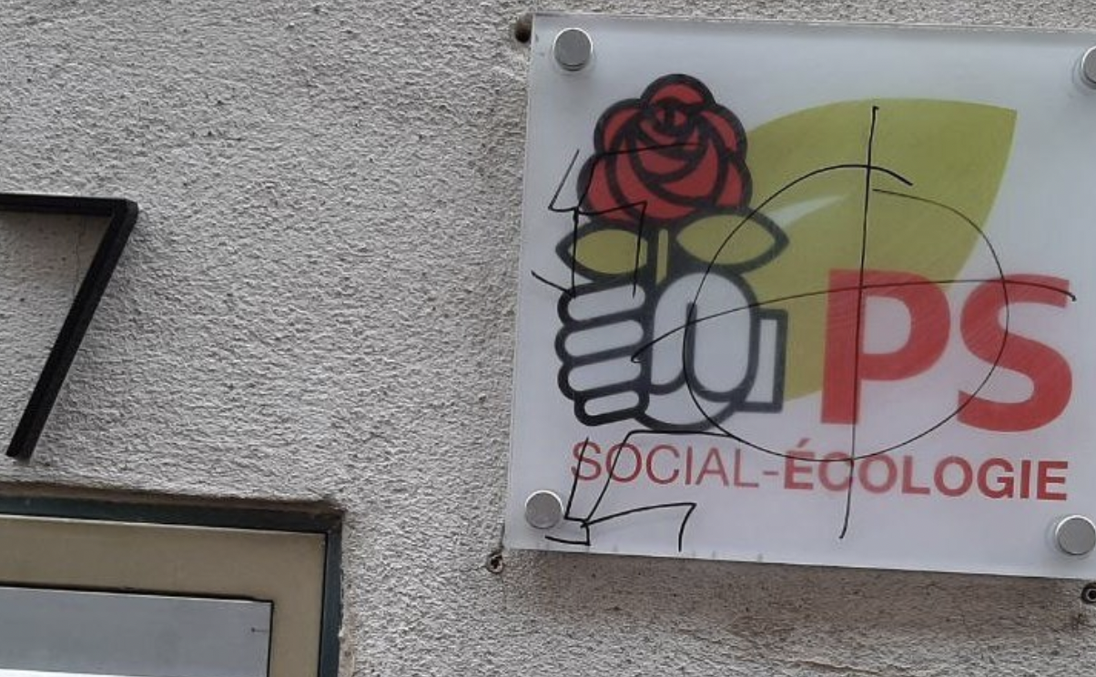 Vandalisme à Castres : Le local du Parti Socialiste dégradé par des tags nazis