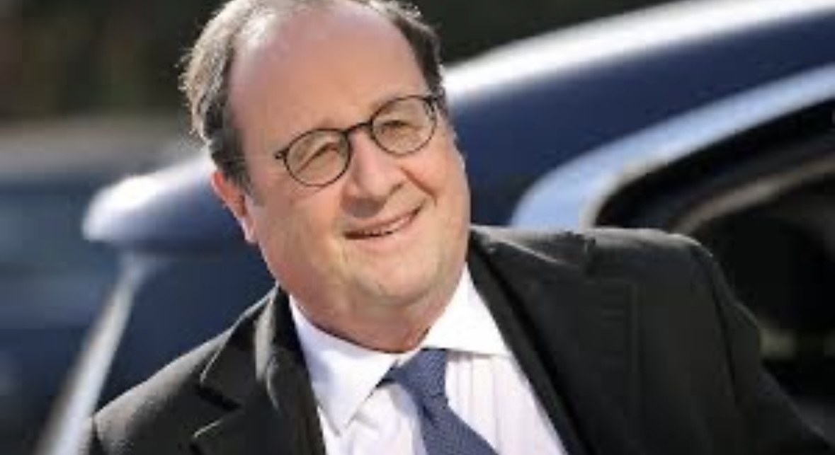 François Hollande critique Jean-Luc Mélenchon et le Macronisme