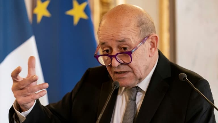 Jean-Yves Le Drian : «Jamais» de vote pour un candidat LFI aux législatives