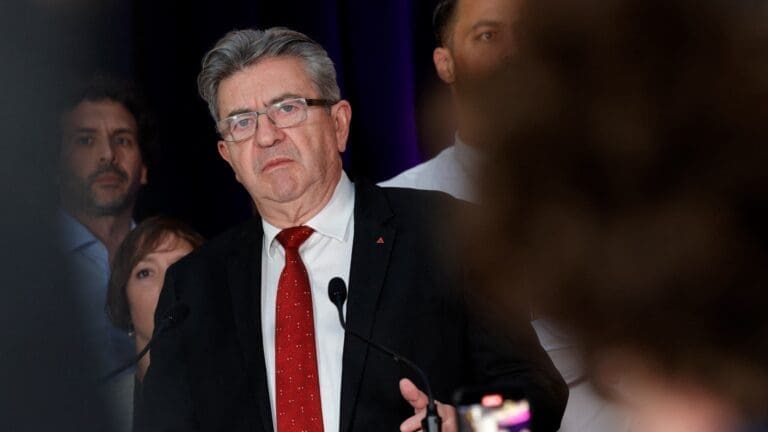 Jean-Luc Mélenchon, principal responsable de la montée de l’antisemitisme selon un sondage