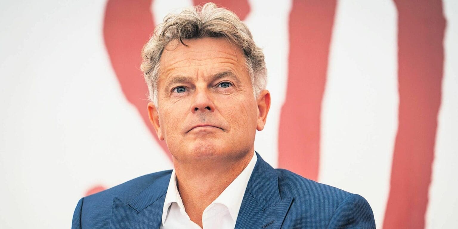 Fabien Roussel veut "remplacer le RSA par un salaire" : une rupture assumée à gauche