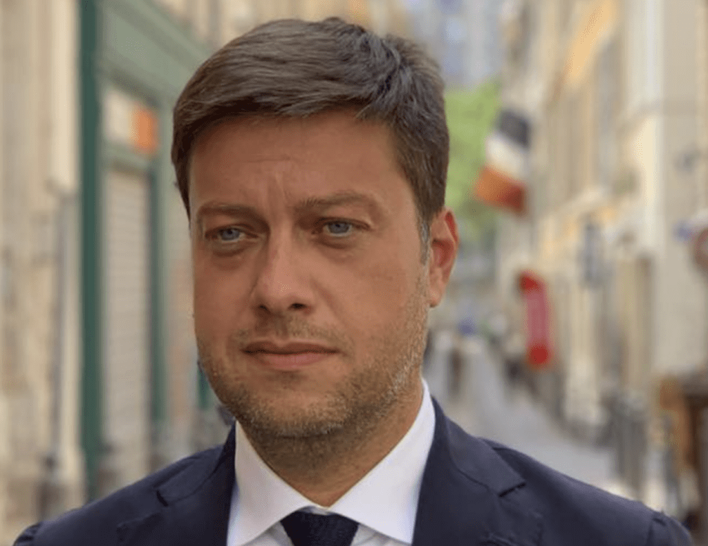 Le maire de Marseille déplore les passes d'armes, à gauche