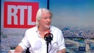 PEOPLE - Patrick Sébastien dément être l'auteur du titre anti-front populaire qui cartonne sur les réseaux sociaux