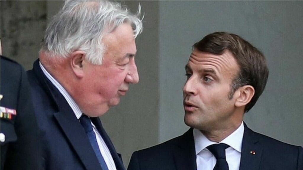 gala-video-il-n-incarne-ni-la-droite-ni-le-centre-gerard-larcher-severe-avec-emmanuel-macron