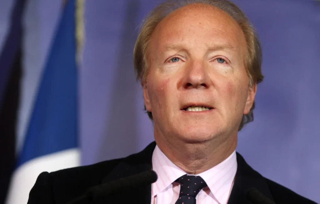 1444x920_brice-hortefeux-a-marcq-en-baroeul-le-17-fevrier-2011-alors-ministre-de-l-interieur