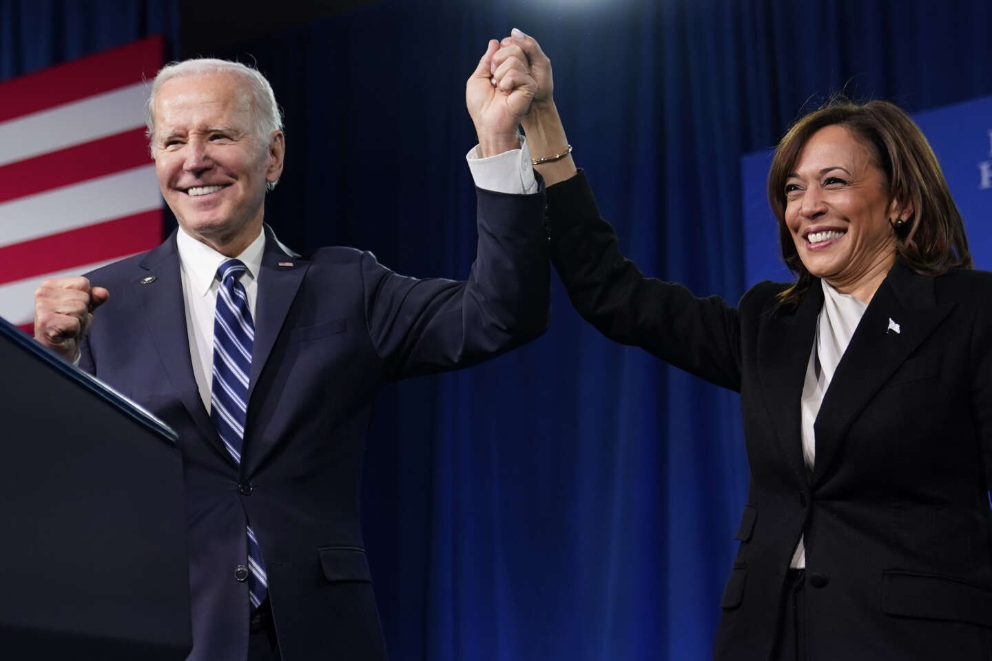 Joe Biden et Kamala Harris alertent sur les risques pour la démocratie américaine face à Donald Trump