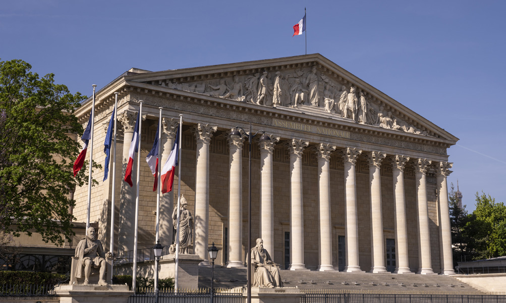 La difficile reconversion des 155 ex-députés non réélus après la dissolution de l’Assemblée nationale