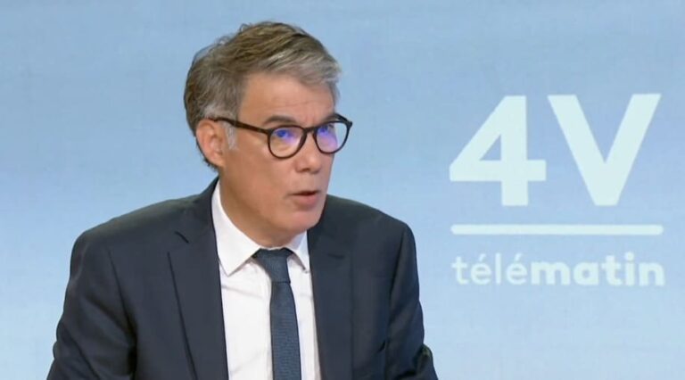 Olivier Faure boycotte les consultations à Élysée et dénonce une "parodie de démocratie"