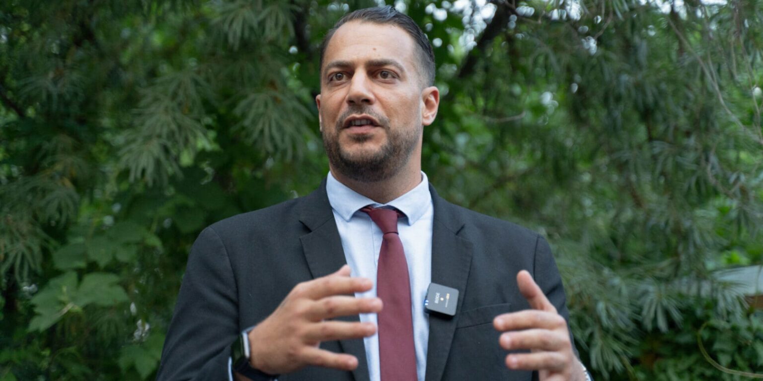 Moqueries contre le député LFI Sébastien Delogu : la gauche s'insurge contre le "mépris de classe"