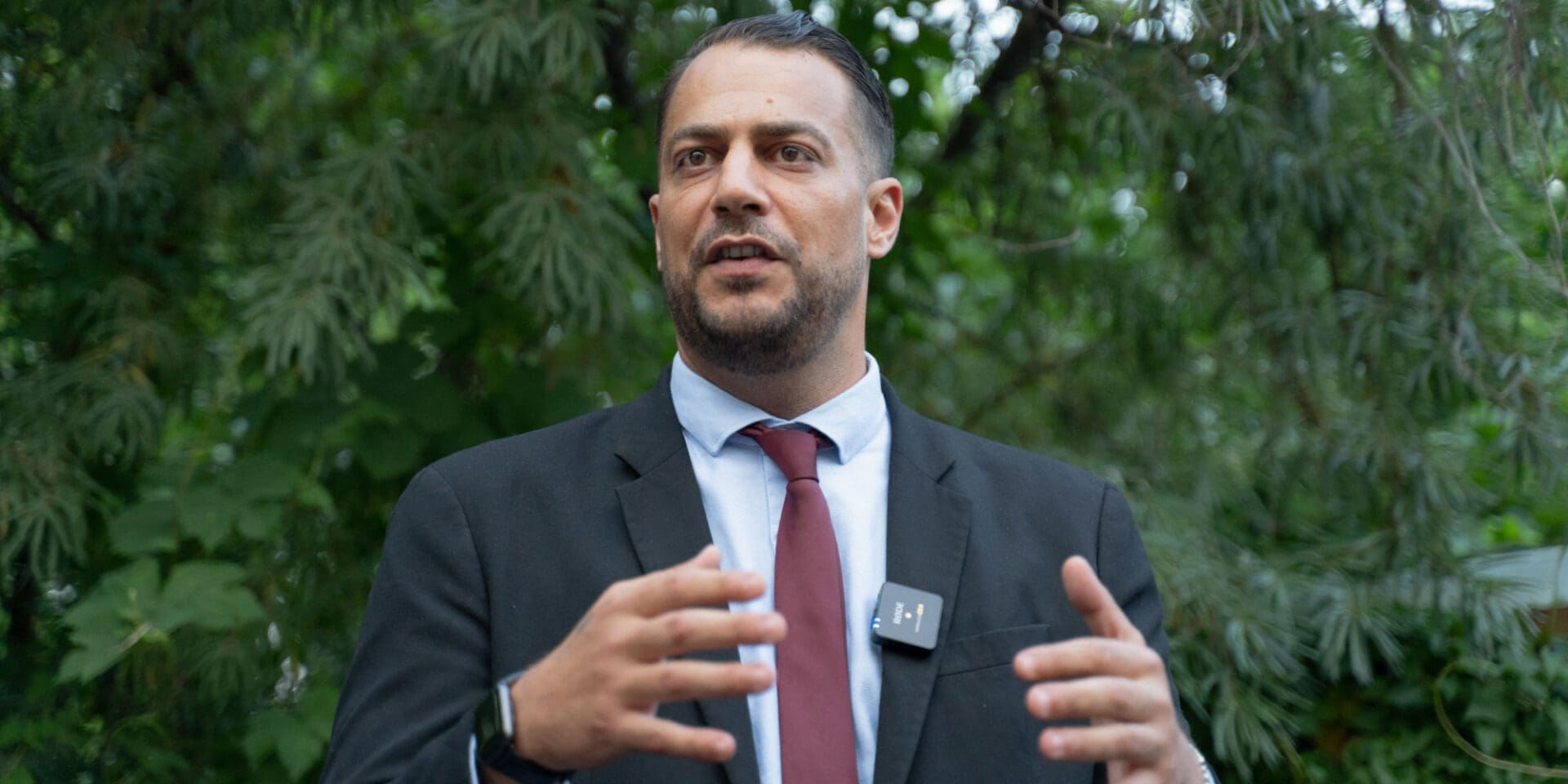 Moqueries contre le député LFI Sébastien Delogu : la gauche s'insurge contre le "mépris de classe"