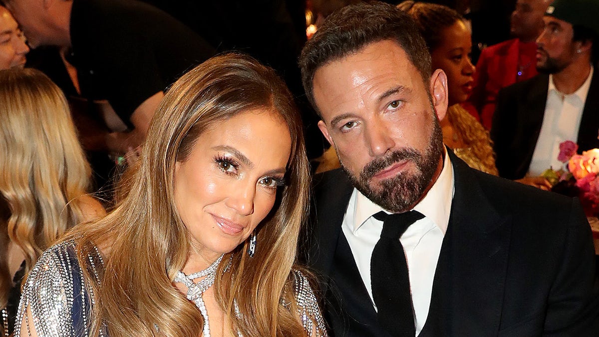 PEOPLE – Jennifer Lopez demande officiellement le divorce avec Ben Affleck