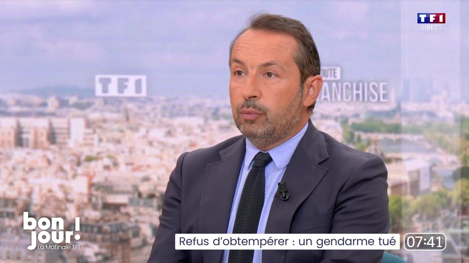 Sébastien Chenu (RN) accuse Macron de « bazar monumental » et pose ses conditions pour le futur gouvernement