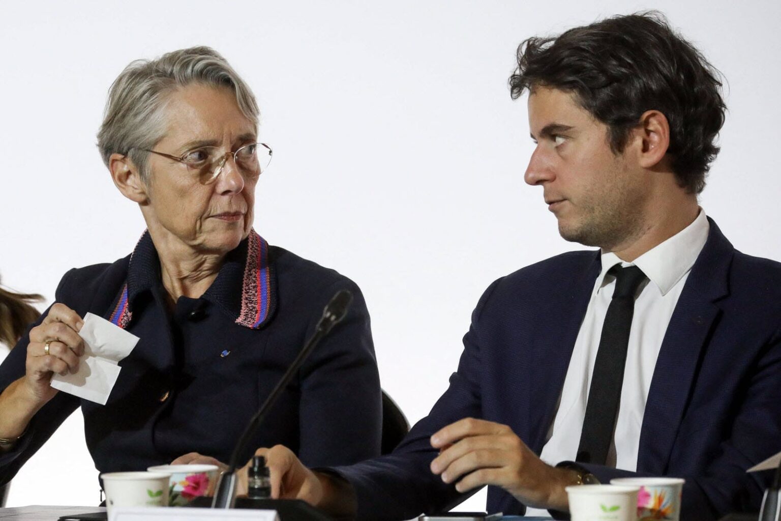 gabriel-attal-est-donne-favori-pour-remplacer-elisabeth-borne-photo-d-archives-sipa-pool-stephane-lemouton-1704460213