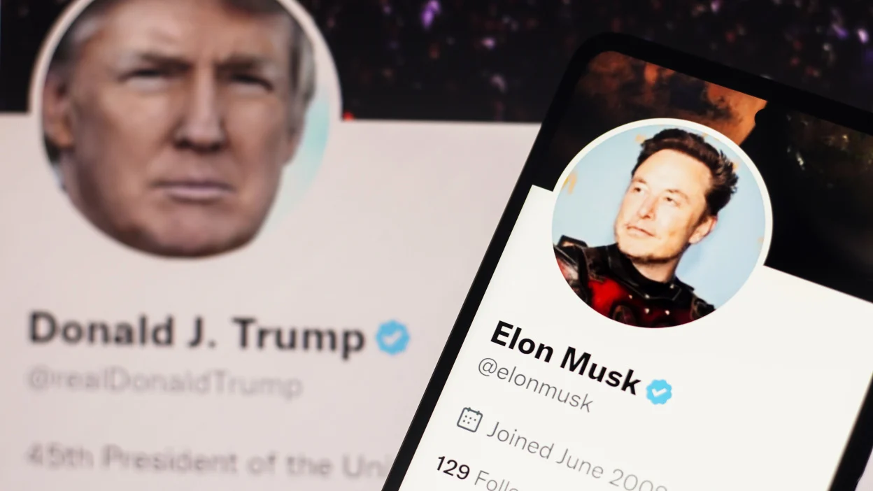 Trump et Musk : un échange controversé sur X secoué par des problèmes techniques et des propos chocs