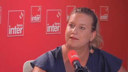 Mathilde Panot défie Macron : "nommez Lucie Castets ou préparez-vous à une motion de censure"