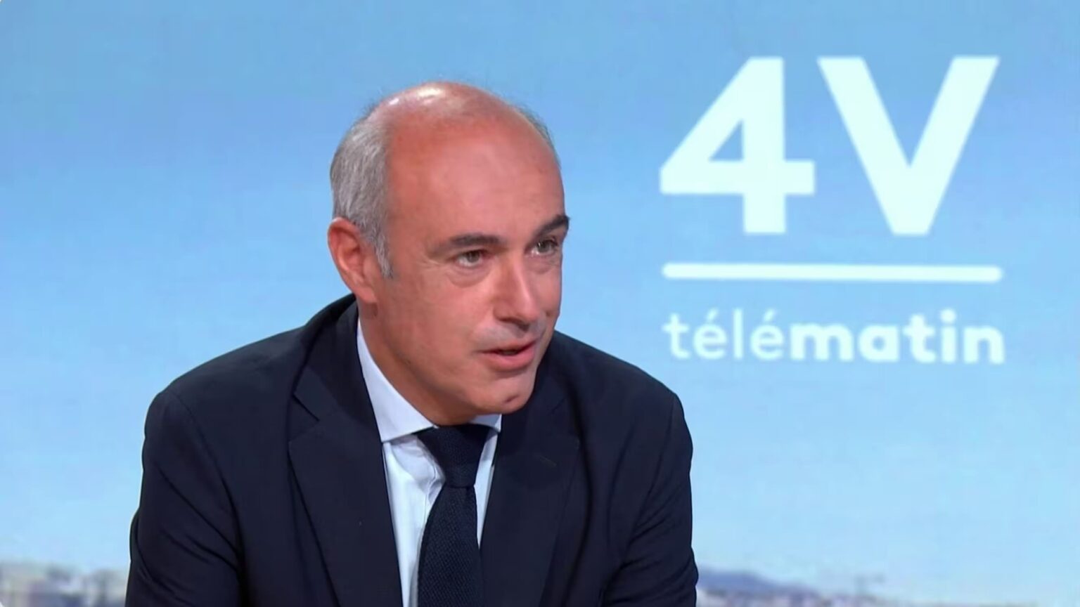 Hausse des impots : Marleix accuse Darmanin de manipulation politique