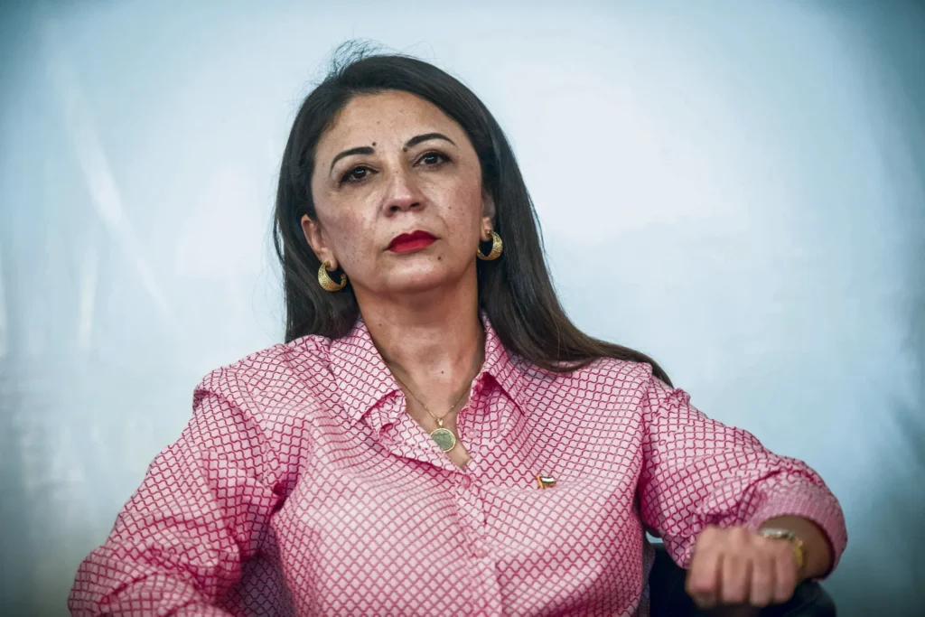 p6-Hala-Abou-Hassira_LUN