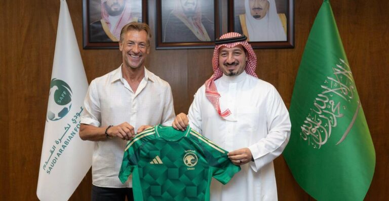 Après les Bleues, Hervé Renard a trouvé un nouveau banc qu&rsquo;il connaît bien