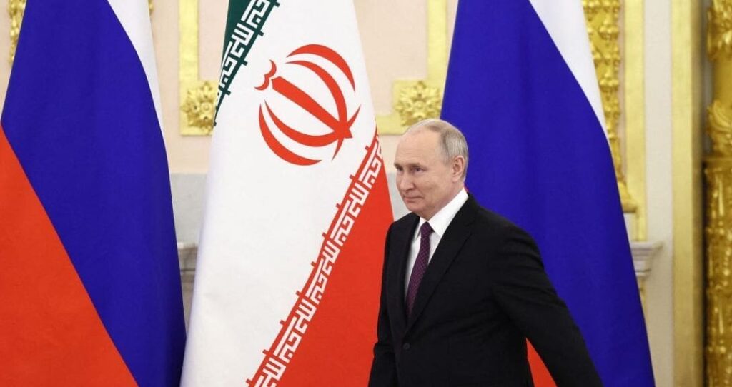 cover-r4x3w1200-65784456318ff-le-president-russe-vladimir-poutine-arrive-a-moscou-pour