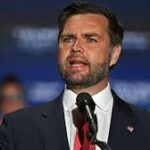 JD Vance accuse Politico d'édulcorer une insulte de Biden envers les partisans de Trump