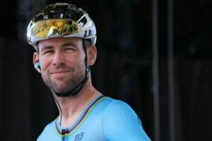 Mark Cavendish, recordman des victoires d'étapes dans le Tour de France, annonce sa retraite