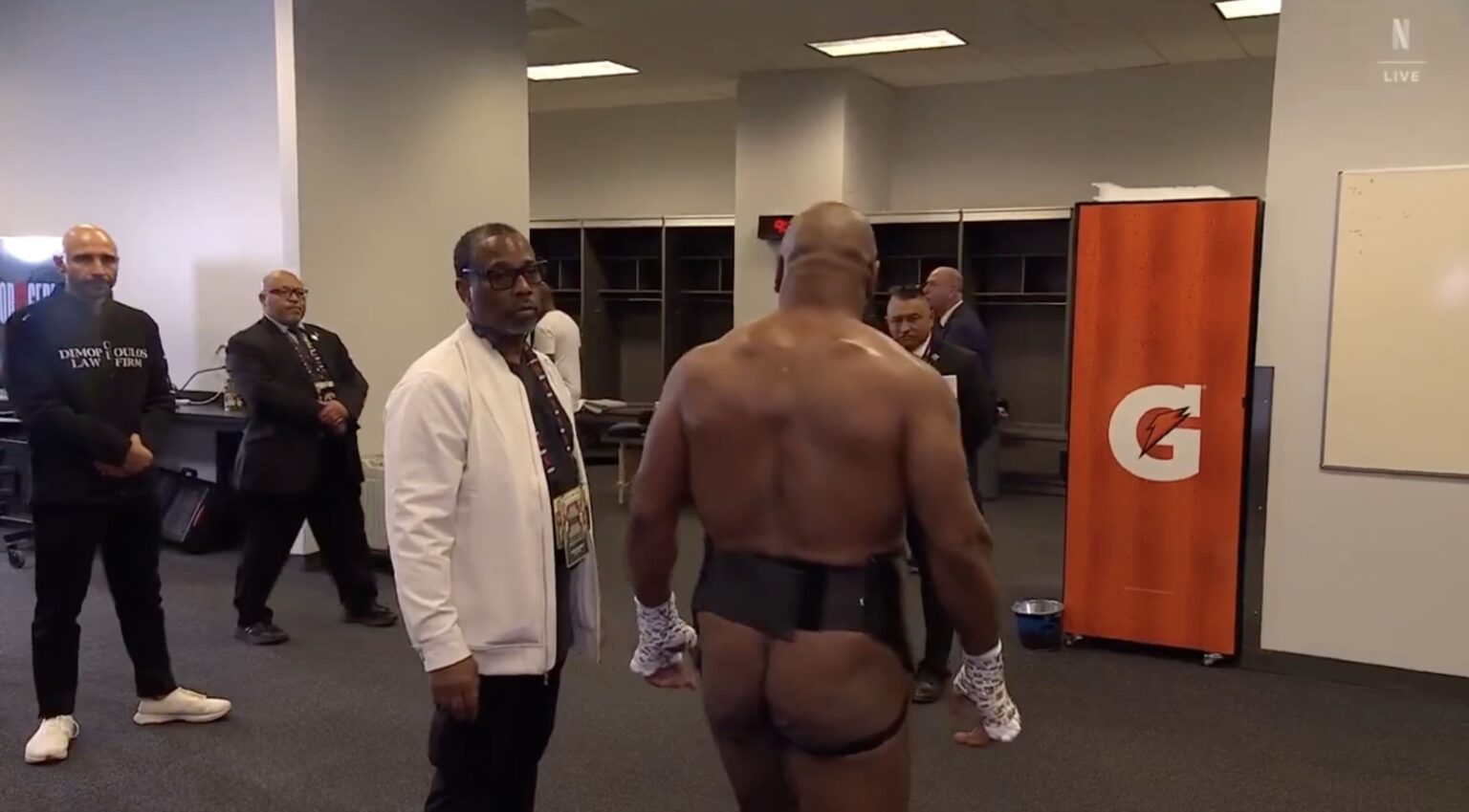 Les fesses de Mike Tyson