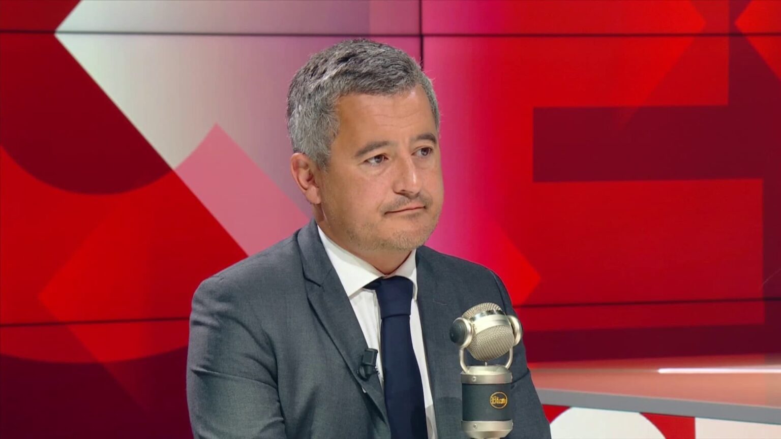 Le-ministre-demissionnaire-de-l-Interieur-Gerald-Darmanin-sur-BFMTV-RMC-le-27-aout-2024-1925378