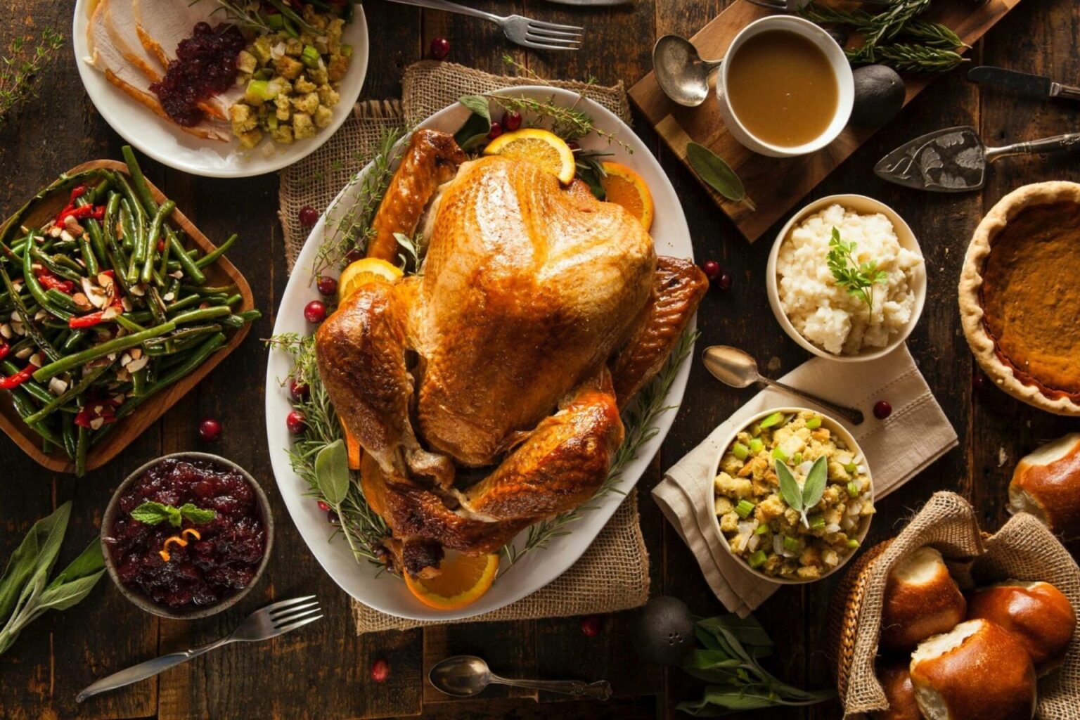 thanksgiving_dinner_bhofack2_gettyimages