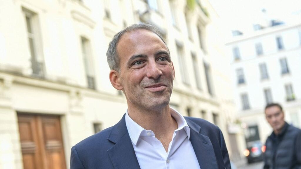 Paris: Vote R. Glucksmann elections europeennes