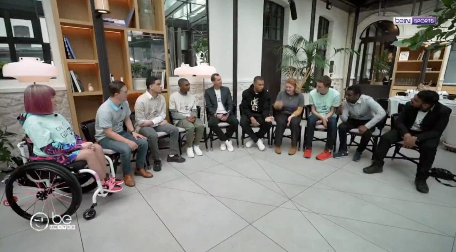 Kylian Mbappé invite plusieurs fans en situation de handicap à Madrid