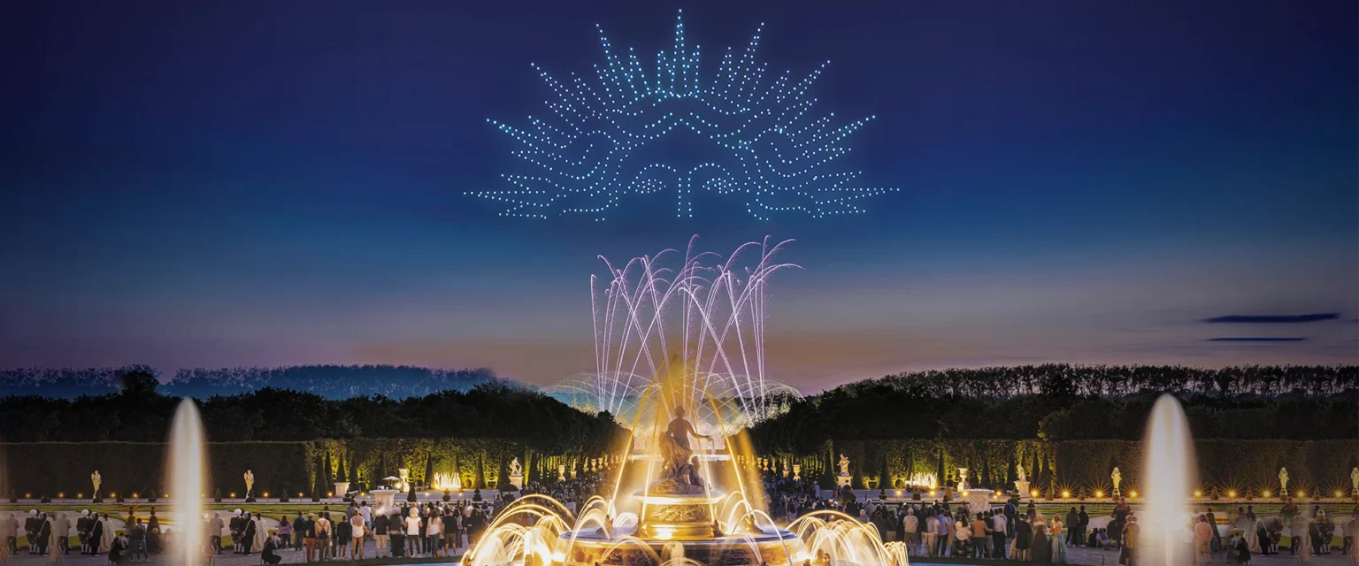 HOME-PAGE-1920×800-VERSAILLES-GEN-NICOLAS-CHAVANCE-GROUPE-F-DRONES-GEN-DRONES-SOLEIL-LARGE (1)