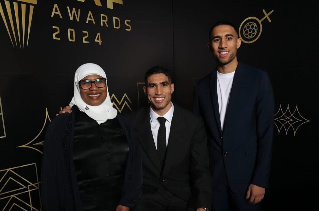 Hakimi en famille au Ballon d&rsquo;or africain