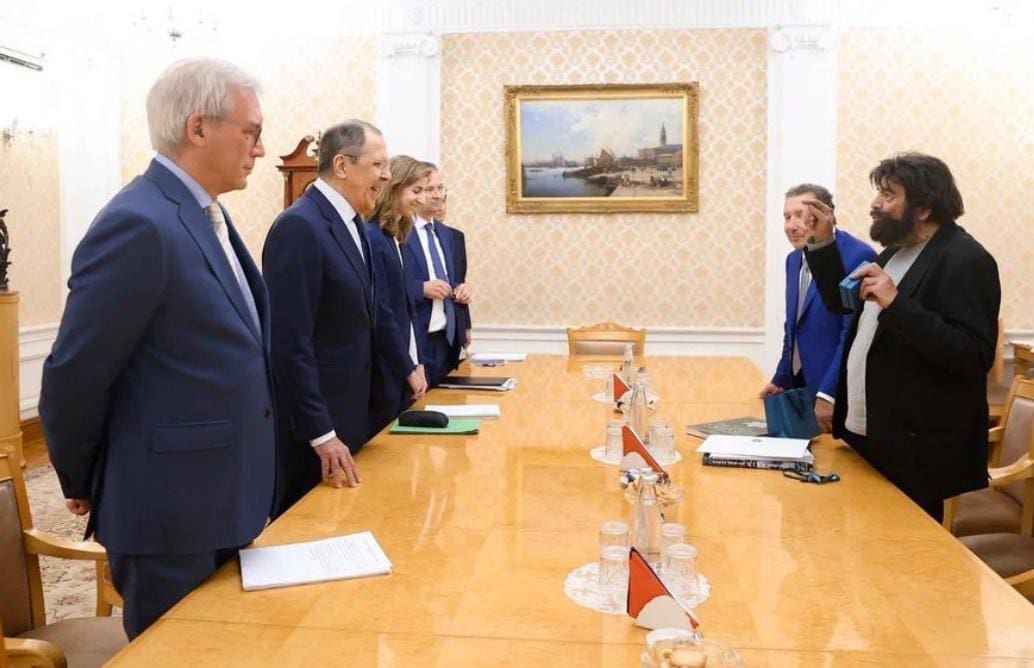 Marek Halter en mission auprès de Lavrov pour la libération des otages du 7 octobre